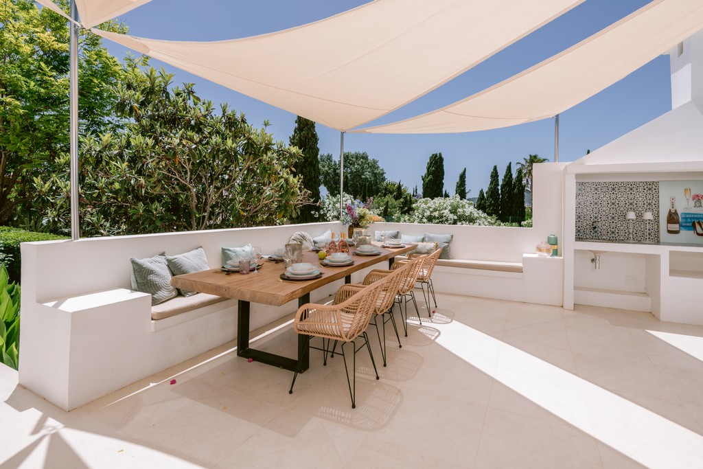 Casa Blanca – image 4