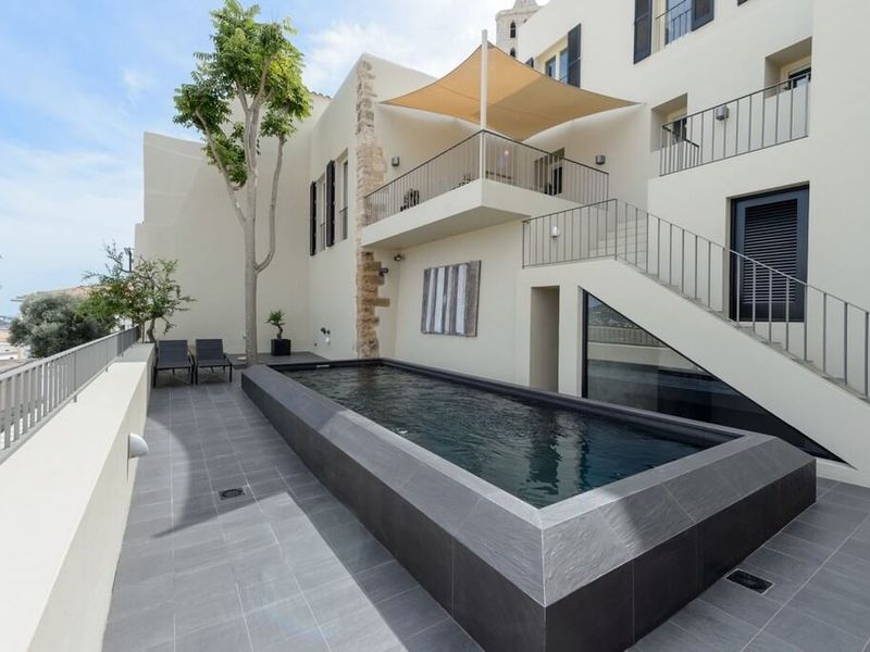 Villa Pearl – image 1