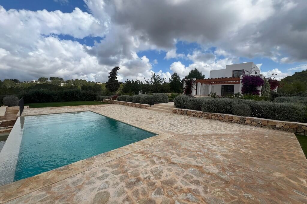 Casa Black G – image 5