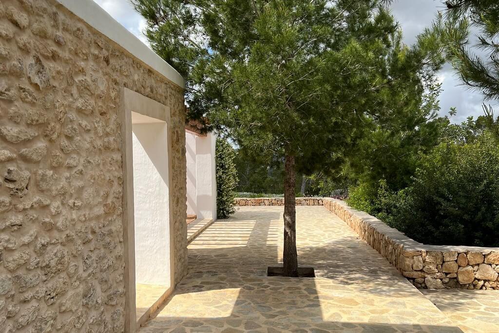 Casa Black G – image 4