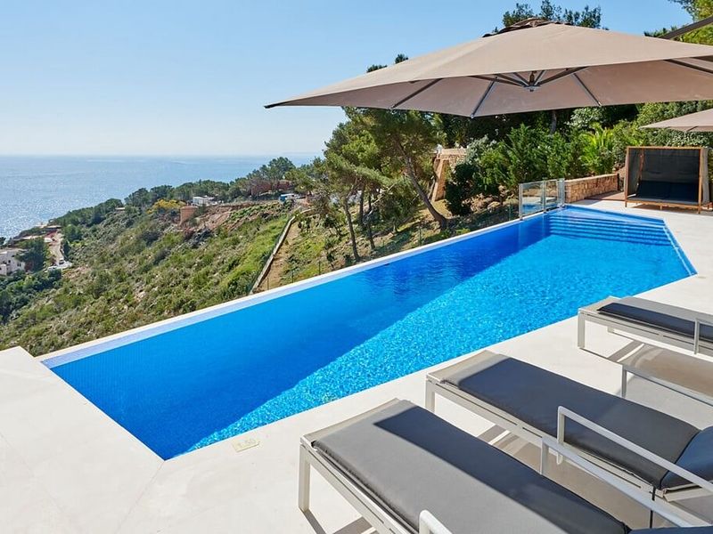 Villa Olalla – image 1